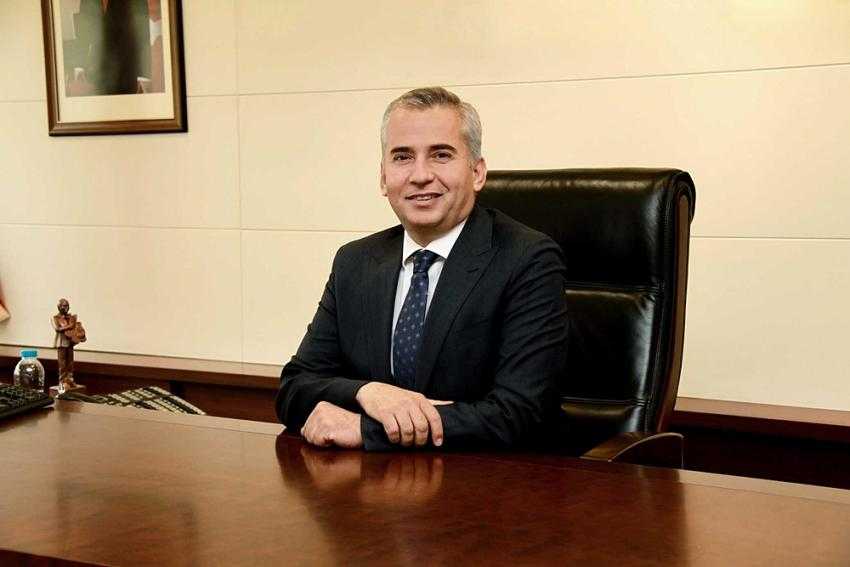 BABA; KARŞILIKSIZ SEVGİNİN SİMGESİ